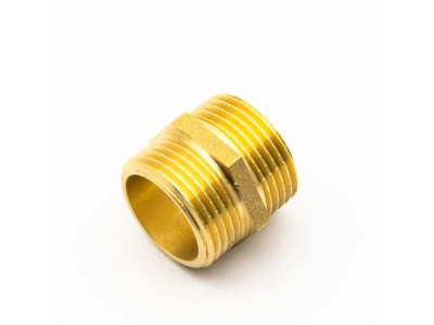 FÉM Sárgaréz közcsavar 2